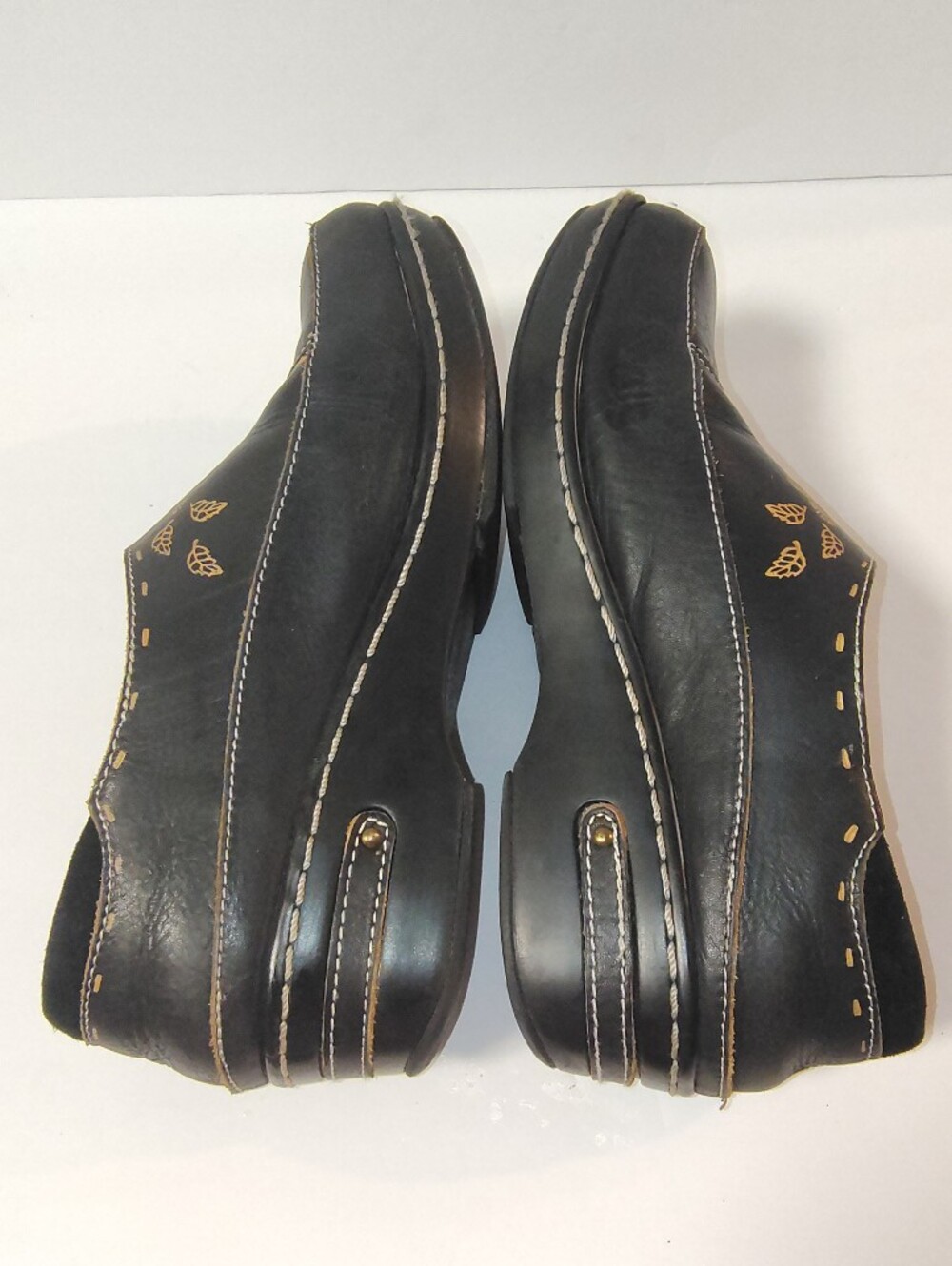 L'Artiste Spring Step Burbank Clog Women's Black Leather Floral Slip-On Shoes - Picture 7 of 13